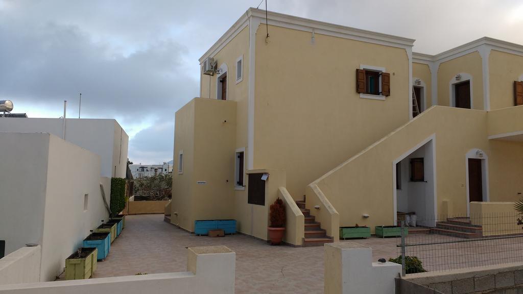 Vazeos Apartments Καρτεράδος Εξωτερικό φωτογραφία