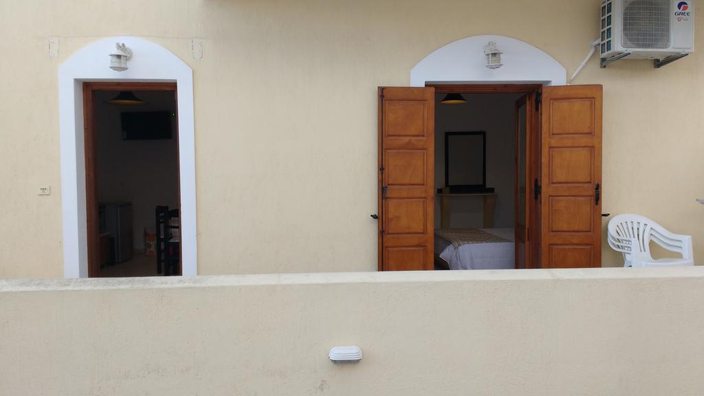 Vazeos Apartments Καρτεράδος Εξωτερικό φωτογραφία