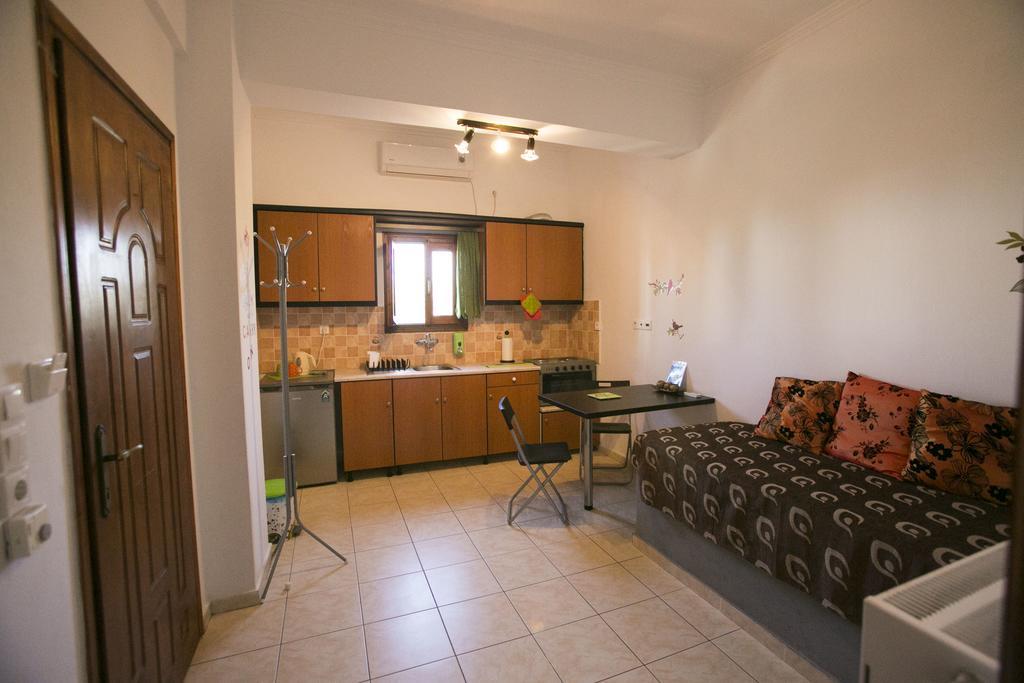 Vazeos Apartments Καρτεράδος Εξωτερικό φωτογραφία