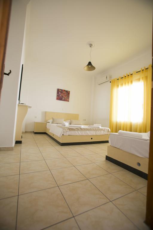 Vazeos Apartments Καρτεράδος Εξωτερικό φωτογραφία