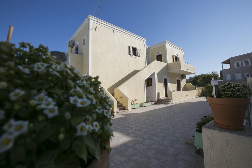 Vazeos Apartments Καρτεράδος Εξωτερικό φωτογραφία